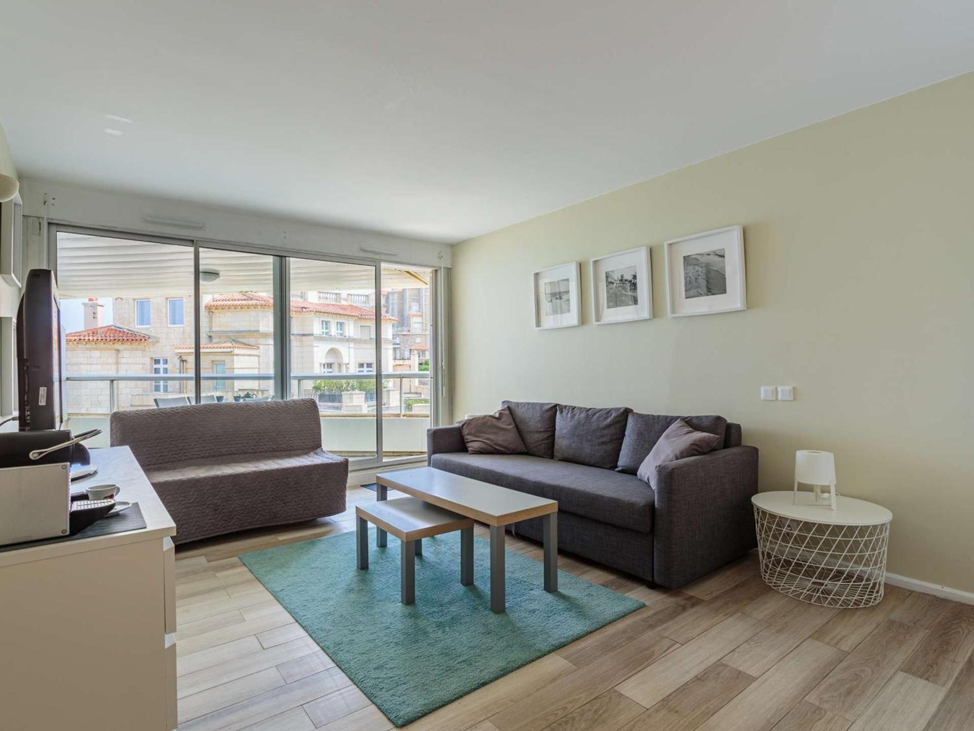 Moderne En Bord De Avec Acces Piscine A - Fr-1-3-611 Appartement