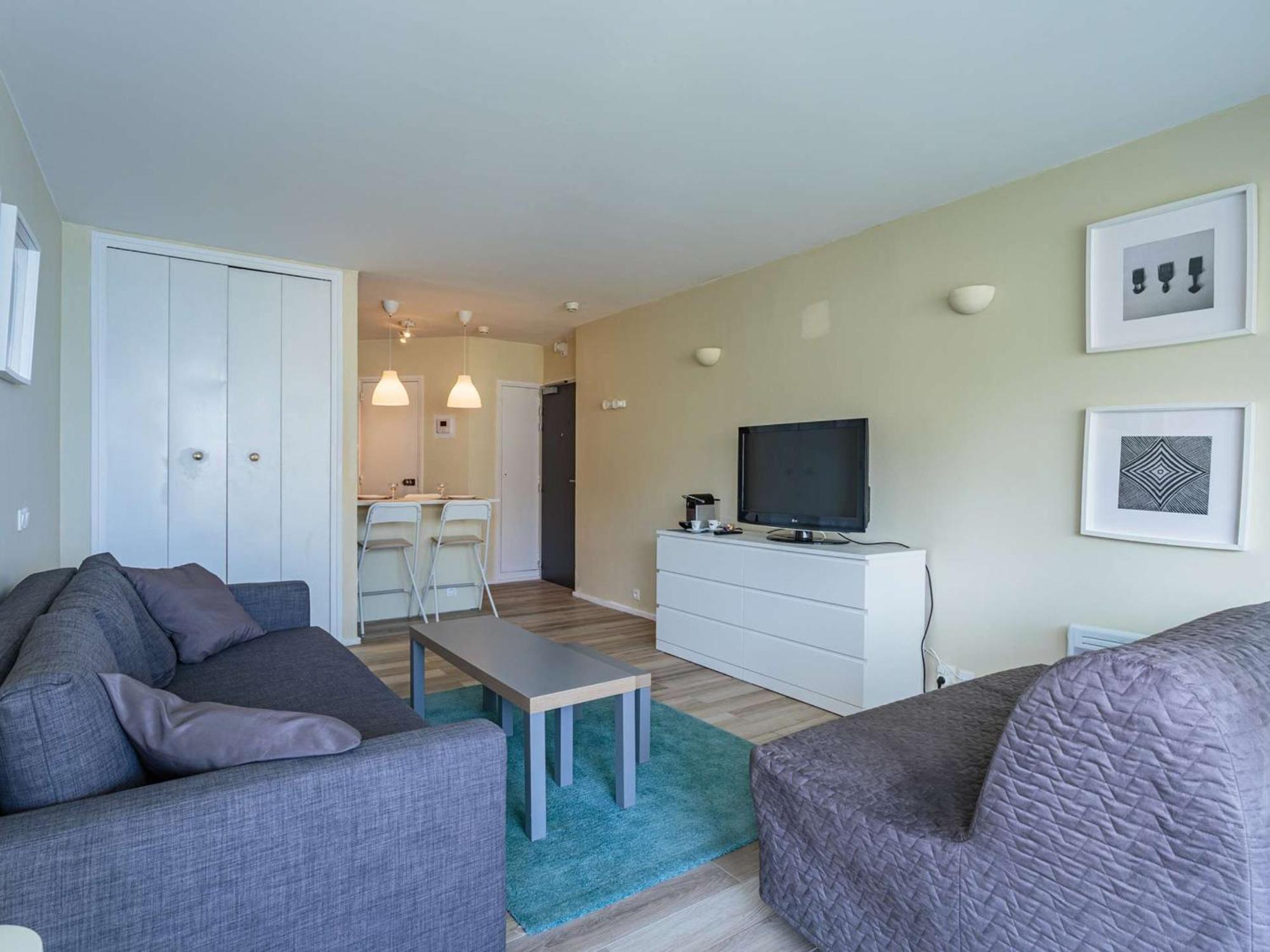 Appartement Moderne En Bord De Avec Acces Piscine A - Fr-1-3-611 *